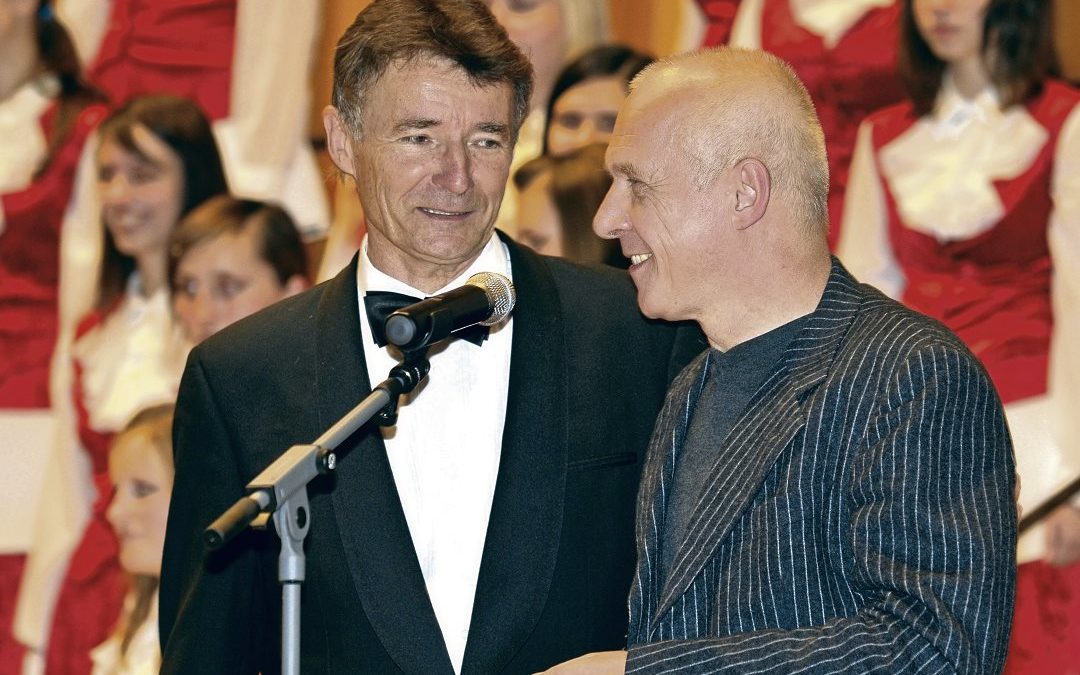 Při tvorbě netrpím, říkám, co cítím a co říct musím. Jan Jirásek oslavil šedesátku